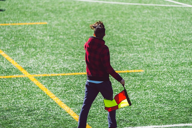 利物浦对施洛特贝克表现出浓厚兴趣，有望在2026年夏天转会，转会费可能达5000万英镑。